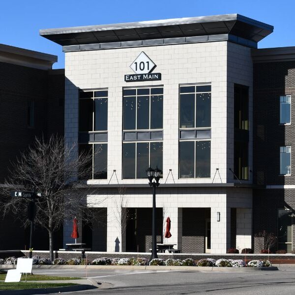 101 Main Street Commercial Building 101 Main Street Commercial Building