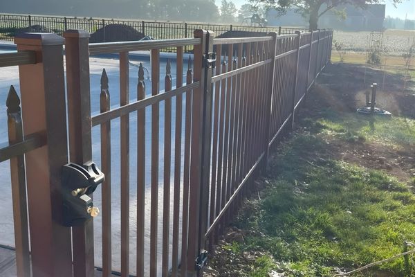 Gate fence