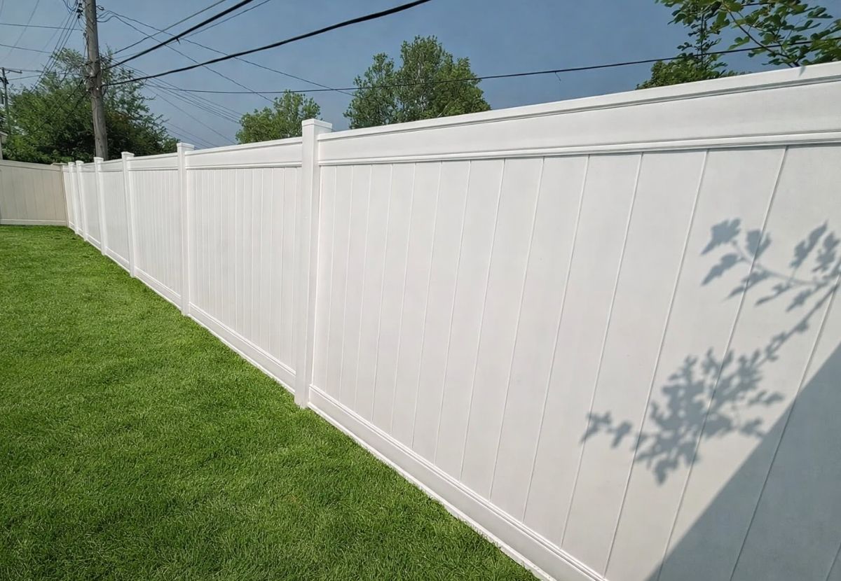 Vinyl Fence Installation Ferrera Fence 2 Vinyl Fence Installation Ferrera Fence 2